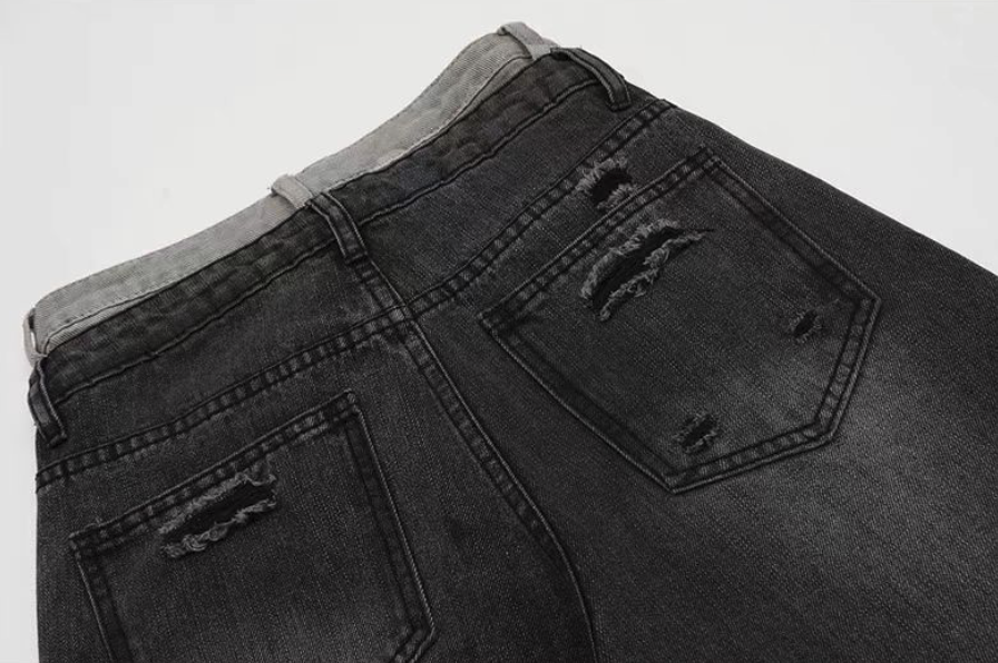 Minerva Vintage Ripped Jeans
